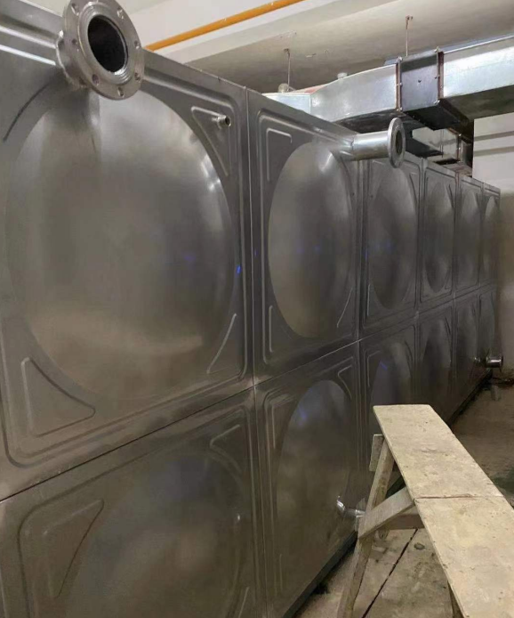广元日常维护不锈钢水箱的流程是怎样的